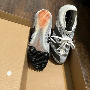Track spikes